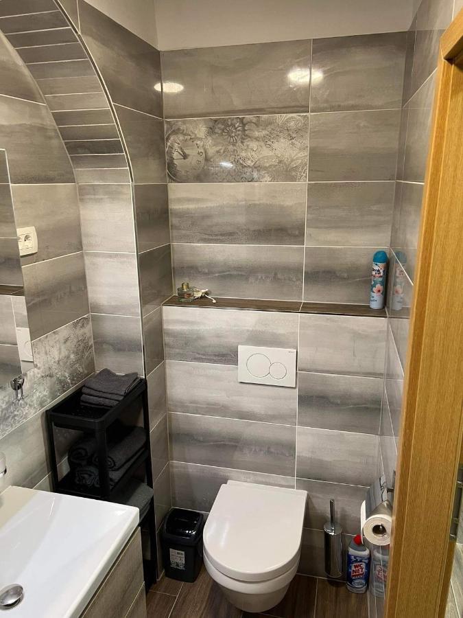 Apartma Mia Črni Kal Zewnętrze zdjęcie