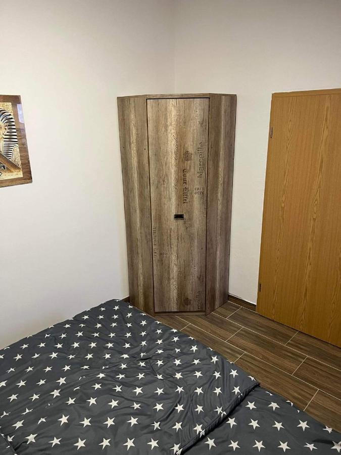 Apartma Mia Črni Kal Zewnętrze zdjęcie